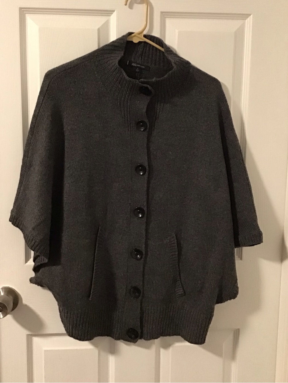 NWOT! Anne Klein Dark Gray Button-Front Short-Sleeve Cardigan